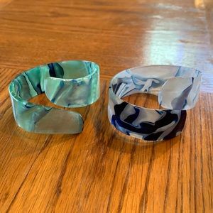 2 Cuff Bracelets with Swirl Patterns